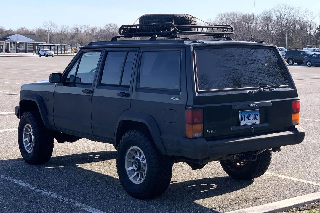 1995 Jeep XJ Cherokee - Image 3 of 8