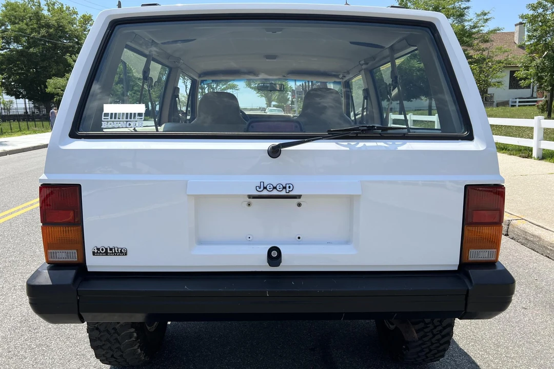 1995 Jeep XJ Cherokee - Image 5 of 31