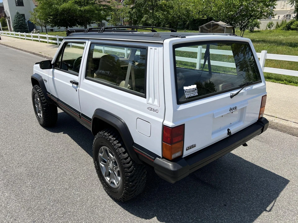 1995 Jeep XJ Cherokee - Image 13 of 31
