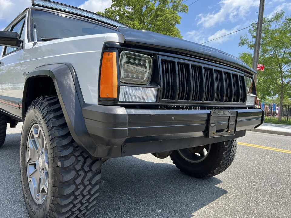 1995 Jeep XJ Cherokee - Image 24 of 31