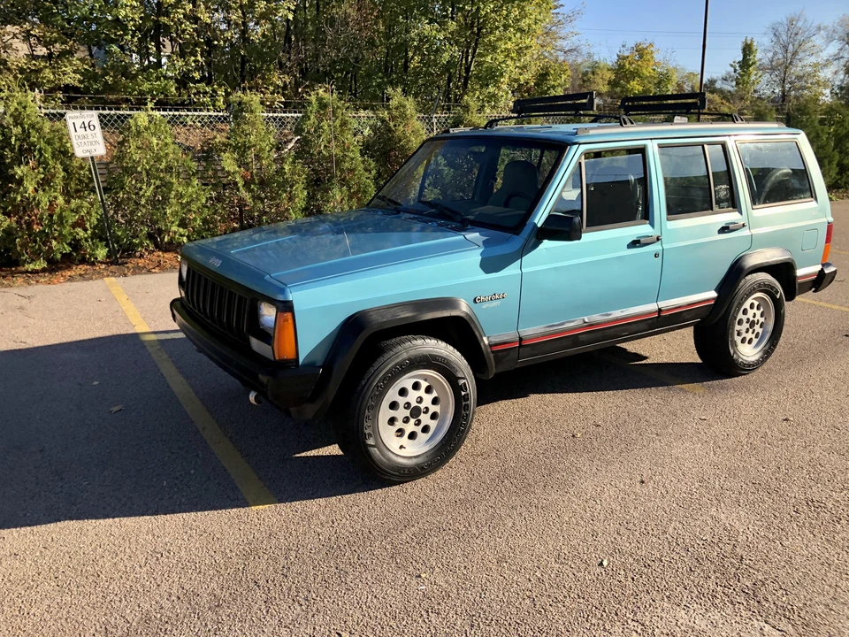 1995 Jeep XJ Cherokee - Image 9 of 31
