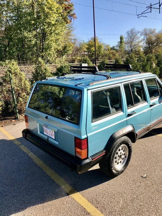 1995 Jeep XJ Cherokee - Image 14 of 31