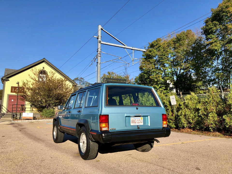 1995 Jeep XJ Cherokee - Image 12 of 31