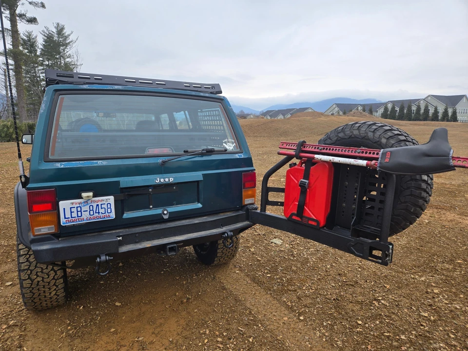 1995 Jeep XJ Cherokee - Image 9 of 31