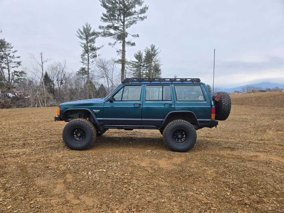 1995 Jeep XJ Cherokee - Image 6 of 31