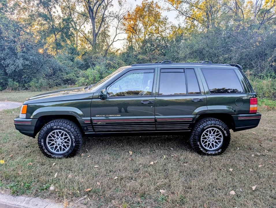 1995 Jeep ZJ Grand Cherokee - Image 4 of 21