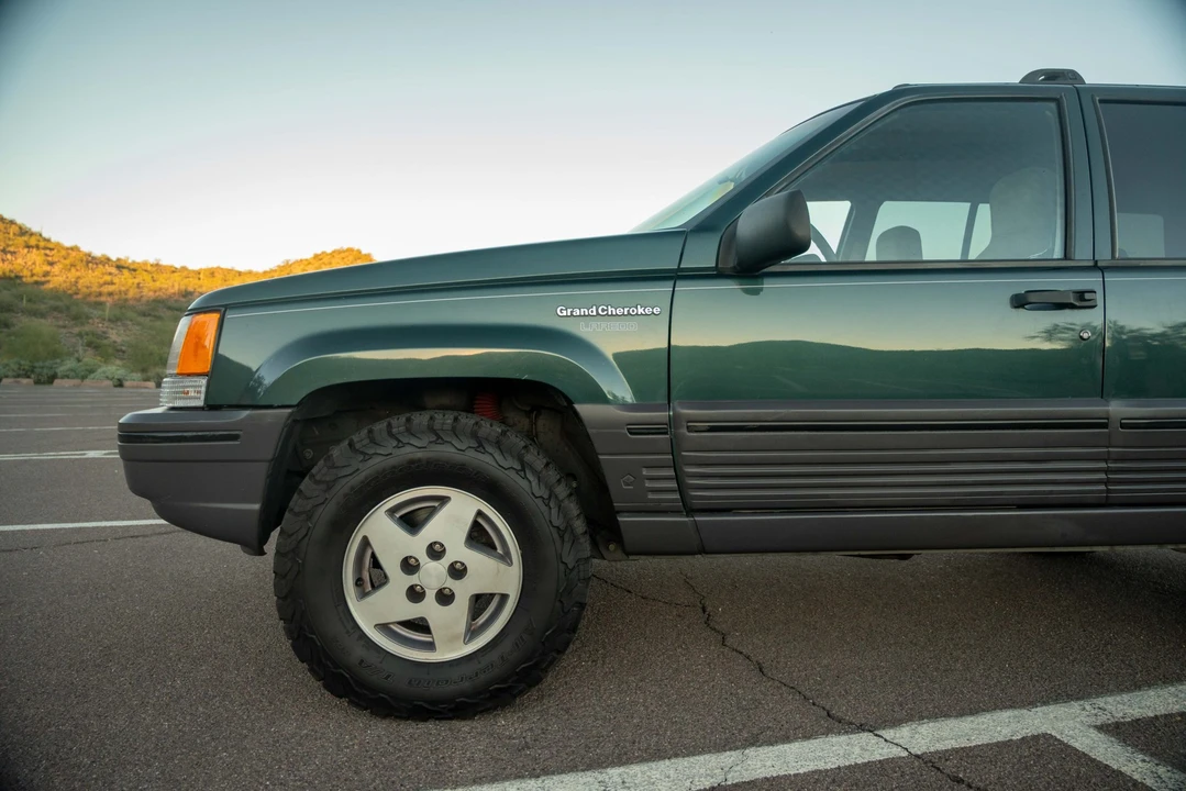 1995 Jeep XJ Cherokee - Image 29 of 31