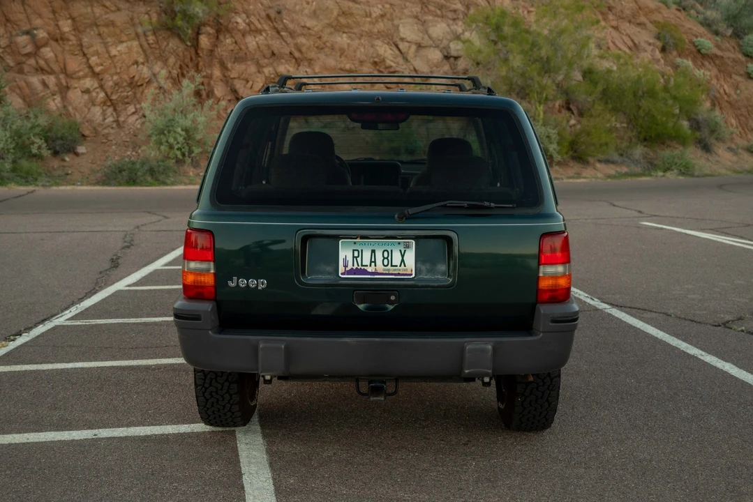 1995 Jeep XJ Cherokee - Image 15 of 31