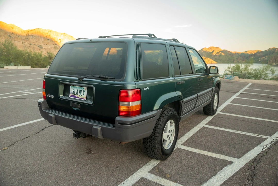 1995 Jeep XJ Cherokee - Image 19 of 31