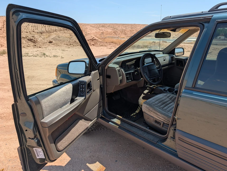 1995 Jeep ZJ Grand Cherokee - Image 28 of 31