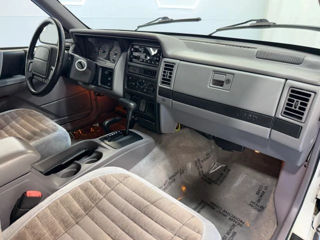 1995 Jeep ZJ Grand Cherokee - Image 11 of 31