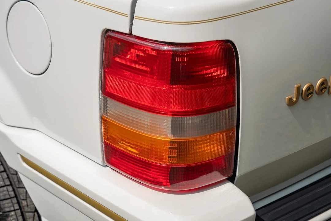 1995 Jeep ZJ Grand Cherokee - Image 20 of 31