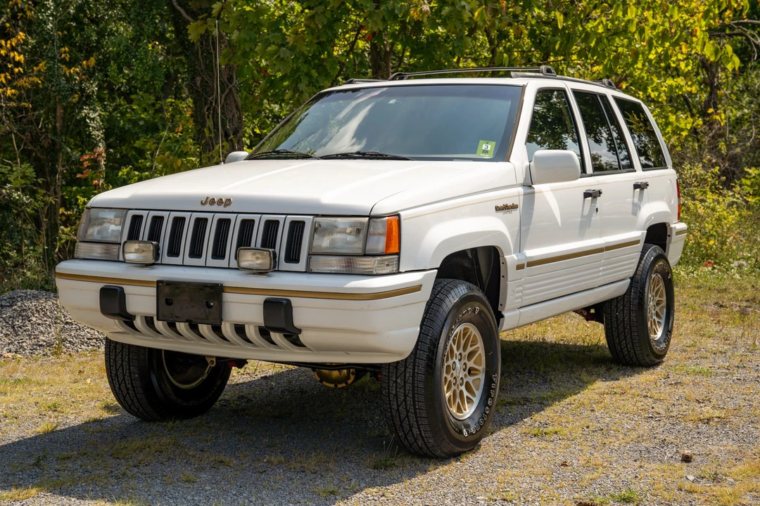 1995 Jeep ZJ Grand Cherokee - Image 2 of 31