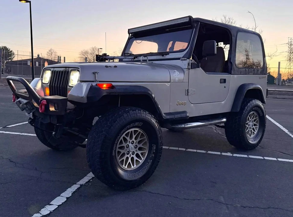 1995 Jeep YJ Wrangler - Image 3 of 10