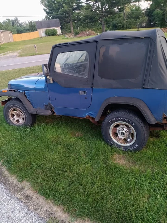 1995 Jeep YJ Wrangler - Image 3 of 3