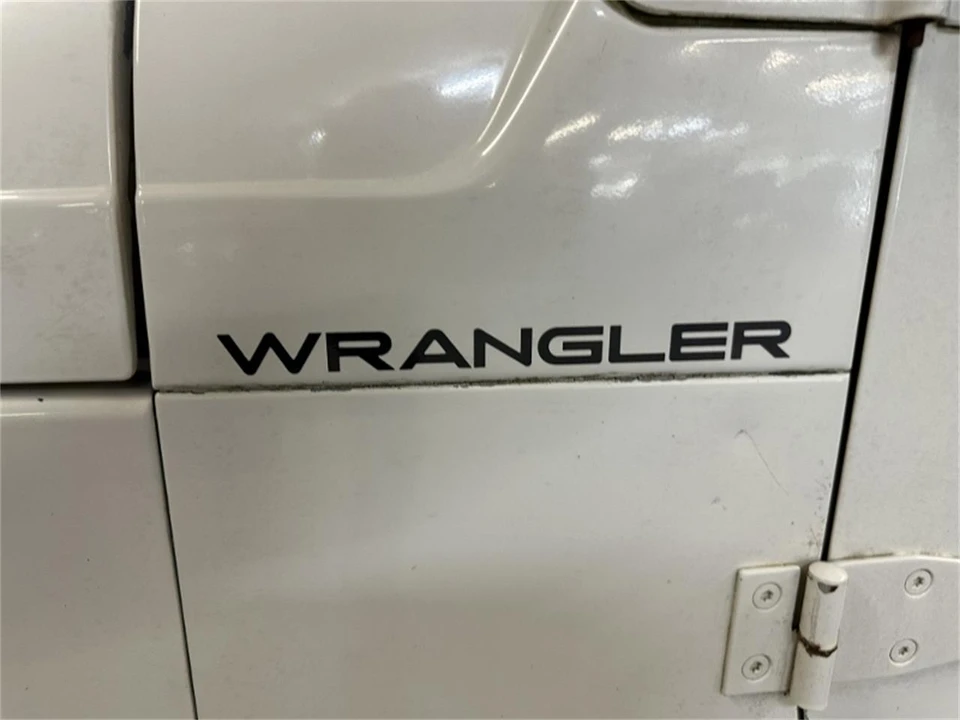1995 Jeep YJ Wrangler - Image 11 of 31