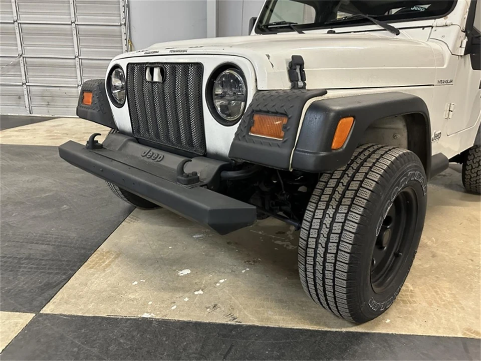 1995 Jeep YJ Wrangler - Image 27 of 31