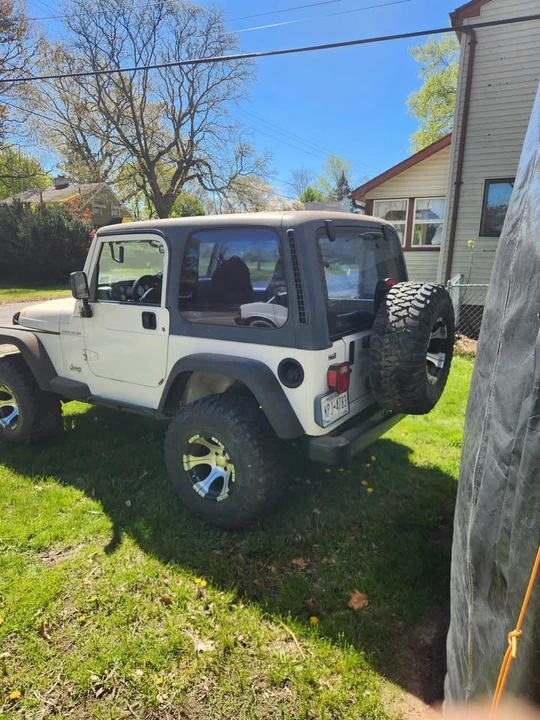 1995 Jeep YJ Wrangler - Image 5 of 9