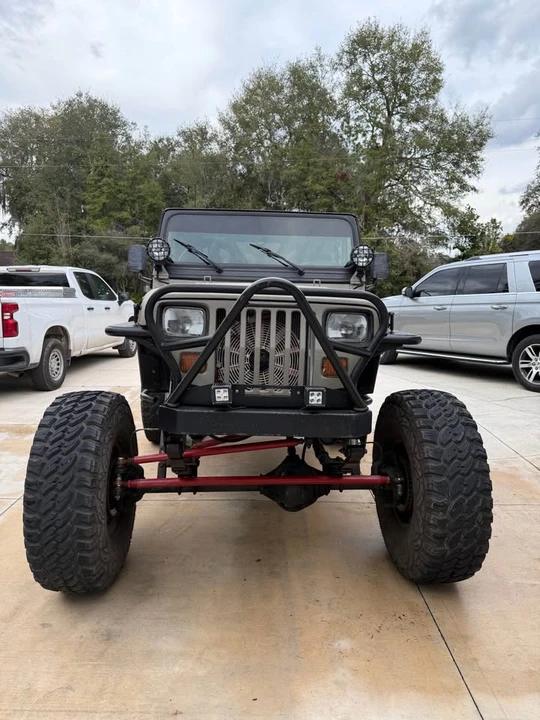1995 Jeep YJ Wrangler - Image 4 of 4