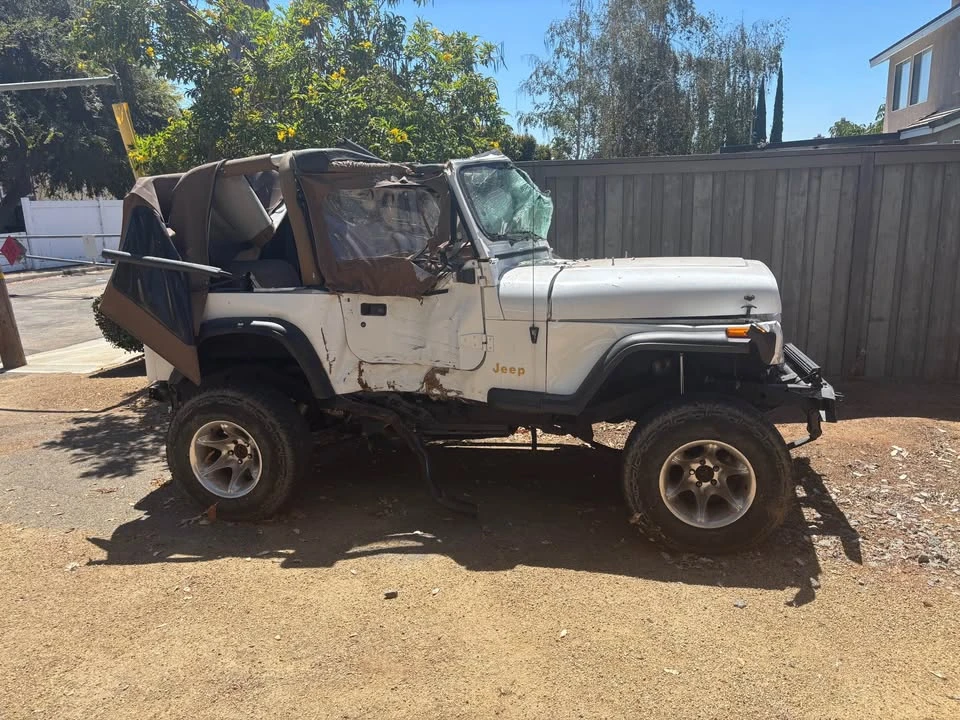 1995 Jeep YJ Wrangler - Image 2 of 2