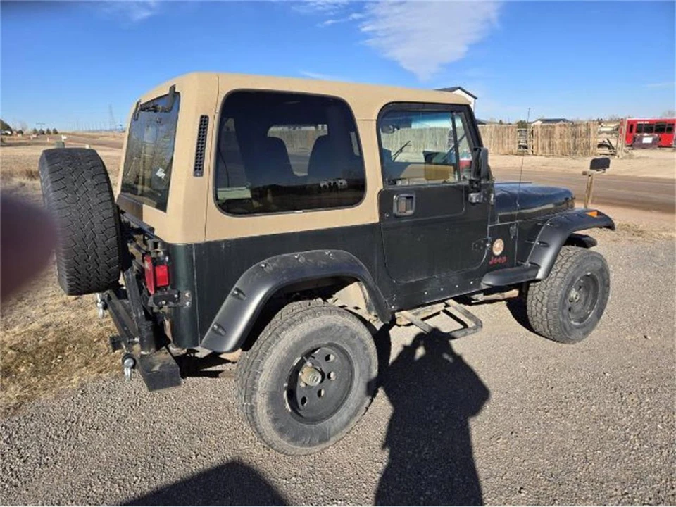 1995 Jeep YJ Wrangler - Image 4 of 4