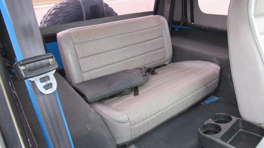 1995 Jeep YJ Wrangler - Image 6 of 8