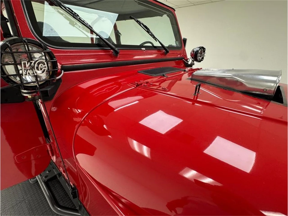 1995 Jeep YJ Wrangler - Image 27 of 31