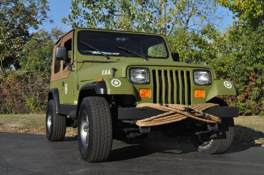 1995 Jeep YJ Wrangler - Image 10 of 12