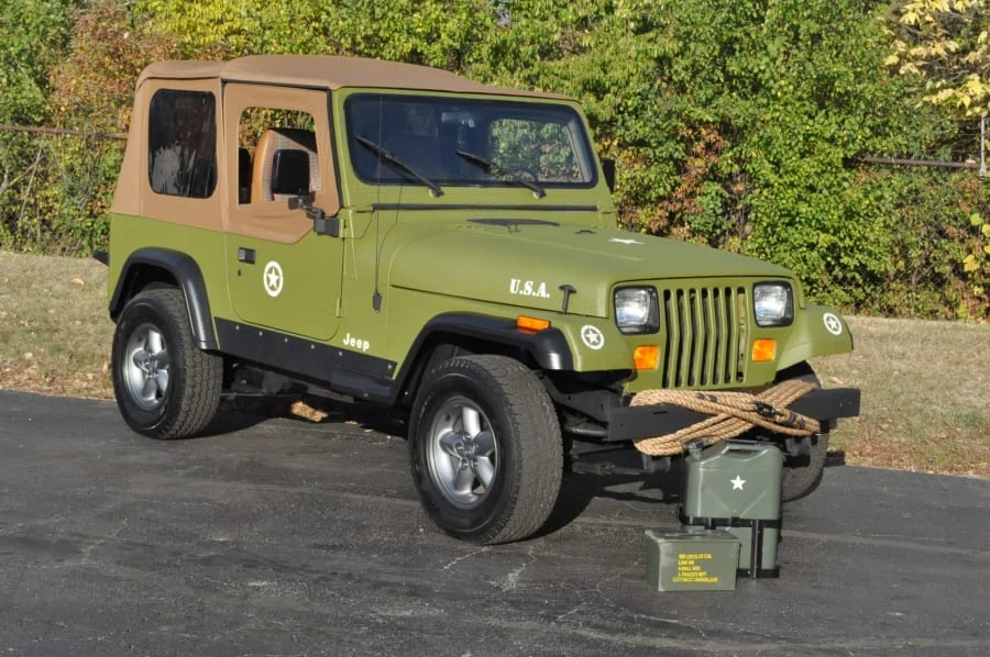 1995 Jeep YJ Wrangler - Image 11 of 12