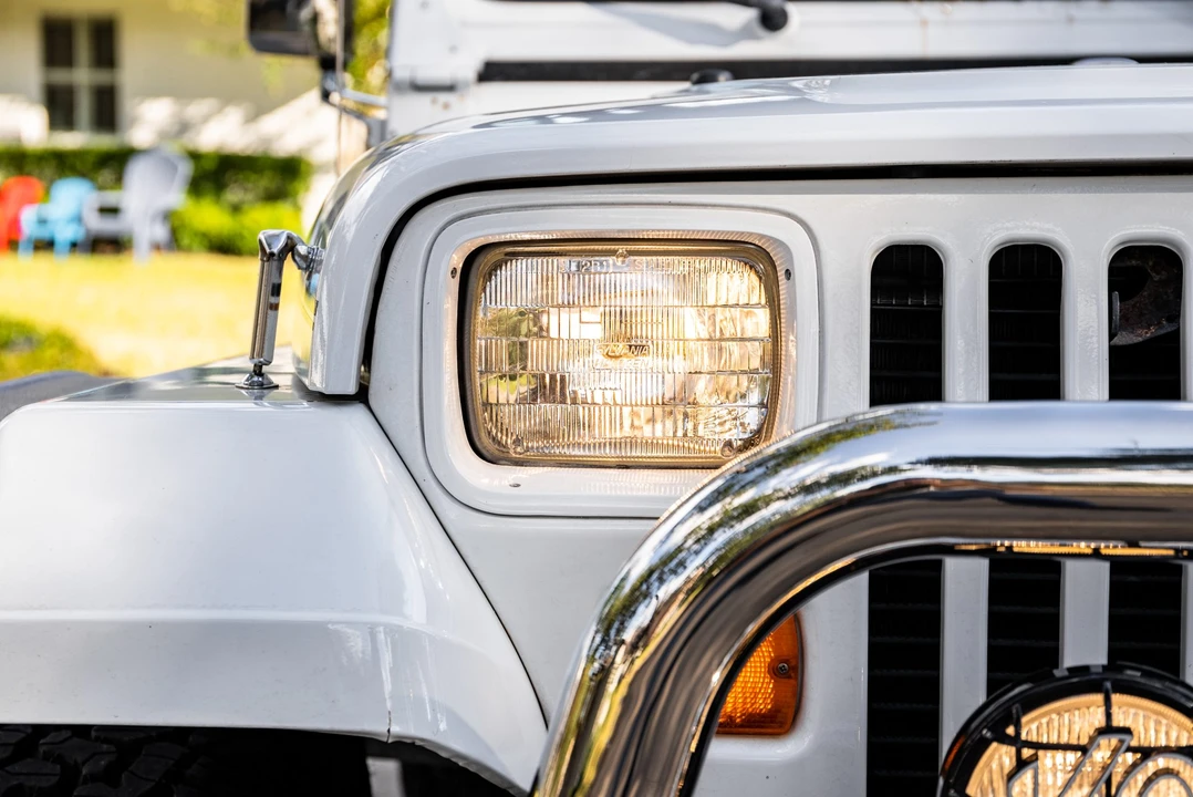 1995 Jeep YJ Wrangler - Image 30 of 31