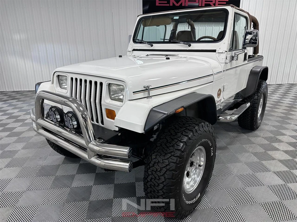 1995 Jeep YJ Wrangler - Image 3 of 31