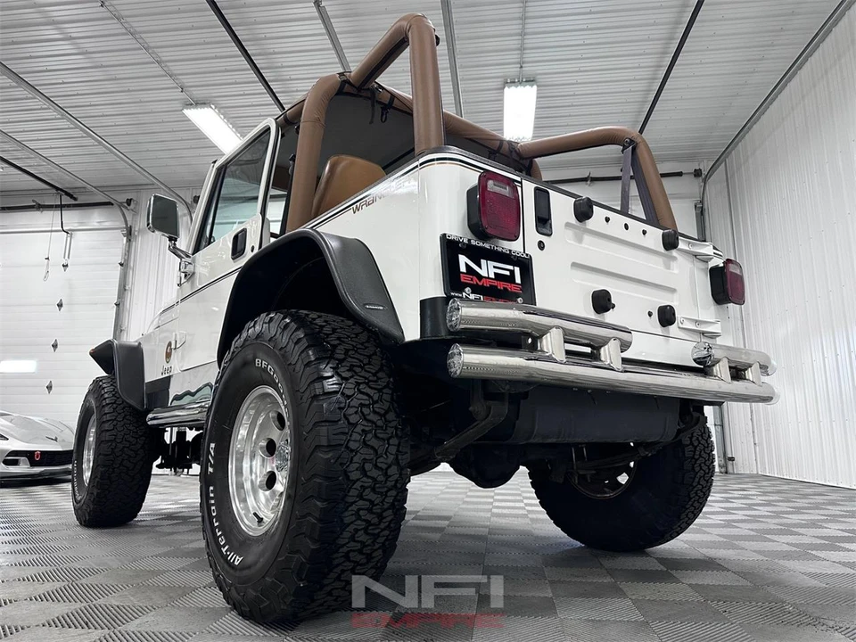 1995 Jeep YJ Wrangler - Image 21 of 31