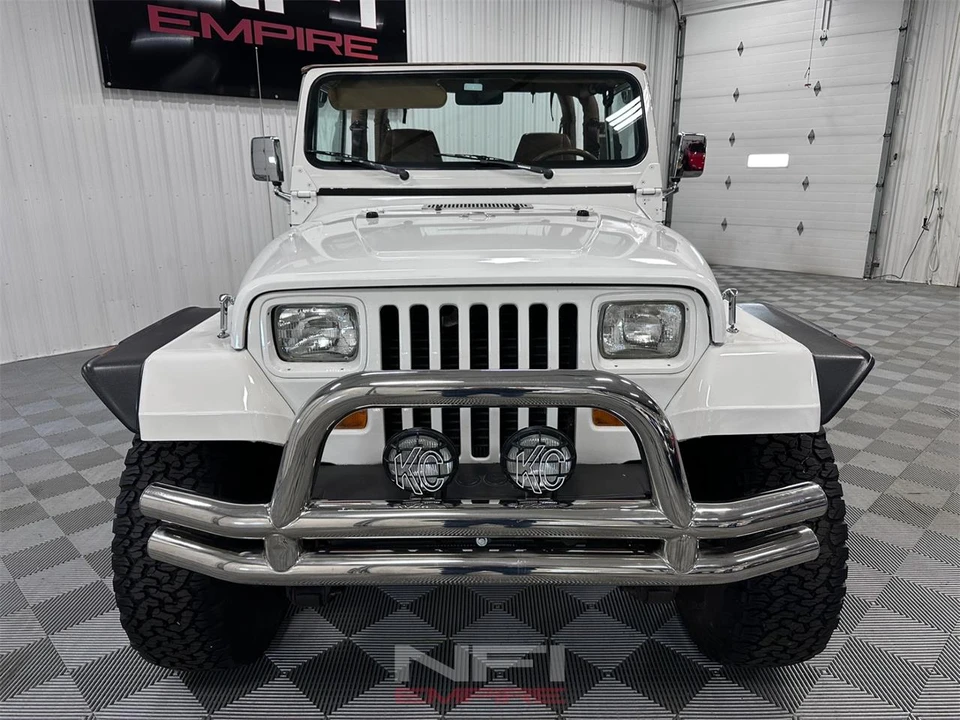 1995 Jeep YJ Wrangler - Image 4 of 31
