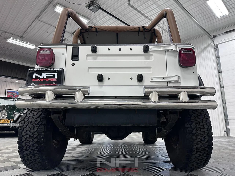 1995 Jeep YJ Wrangler - Image 20 of 31