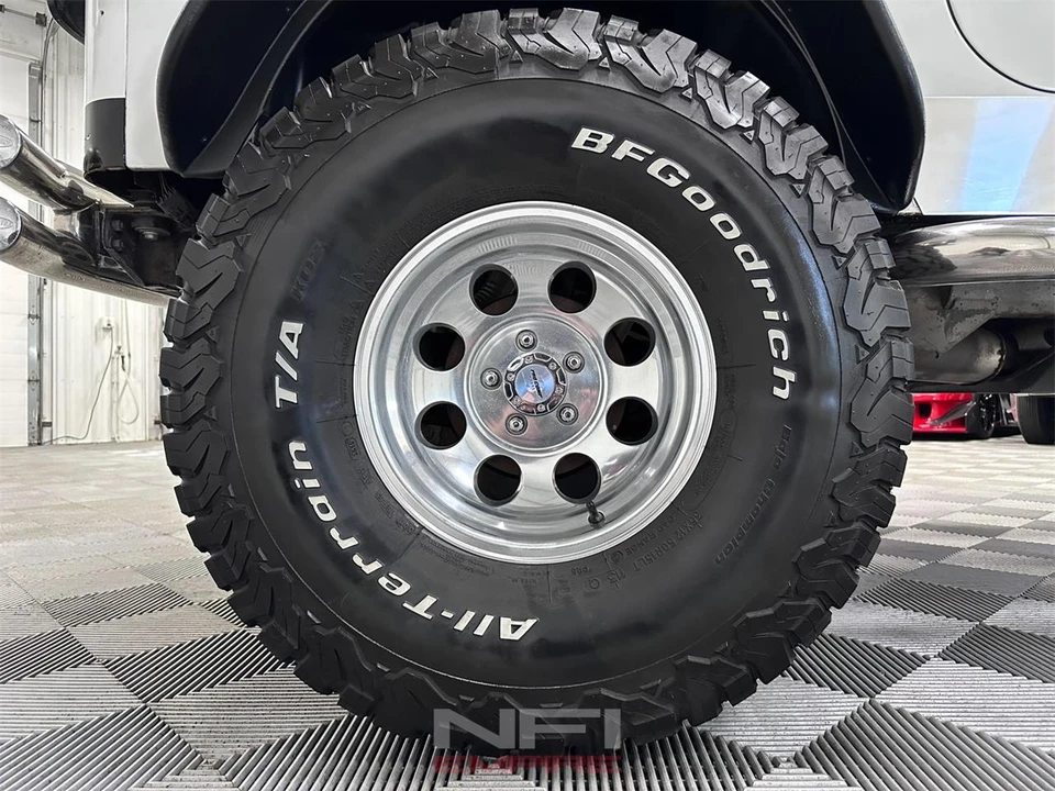 1995 Jeep YJ Wrangler - Image 18 of 31