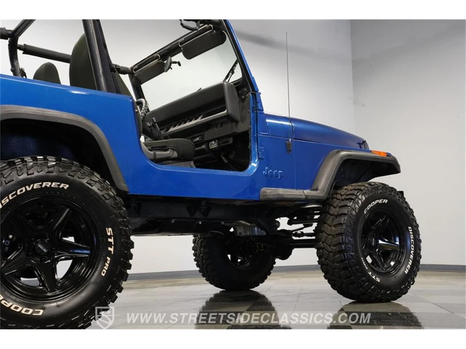 1995 Jeep YJ Wrangler - Image 27 of 31