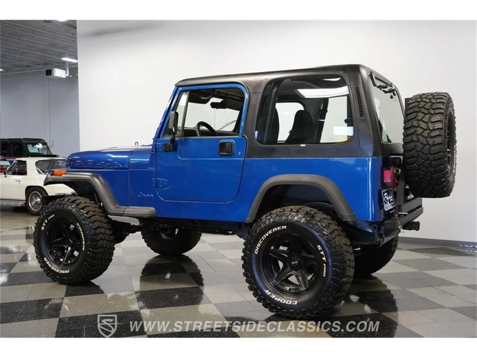 1995 Jeep YJ Wrangler - Image 7 of 31