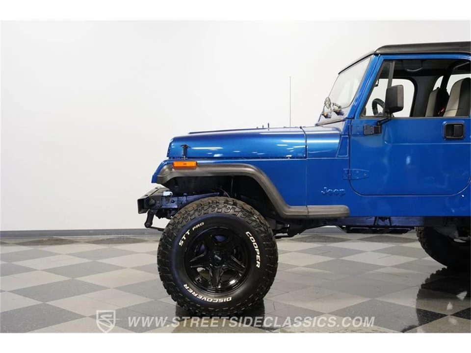 1995 Jeep YJ Wrangler - Image 22 of 31