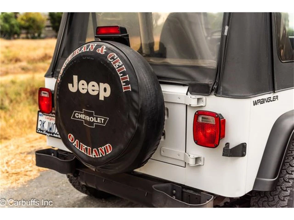 1995 Jeep YJ Wrangler - Image 22 of 31