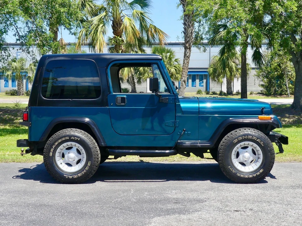 1995 Jeep YJ Wrangler - Image 3 of 21