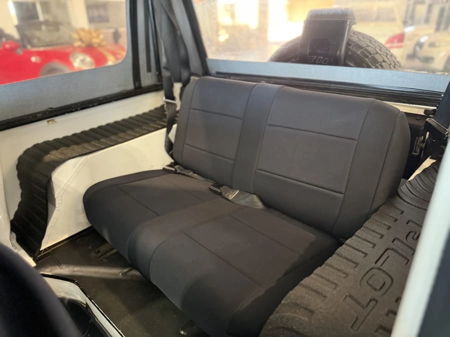 1995 Jeep YJ Wrangler - Image 13 of 14