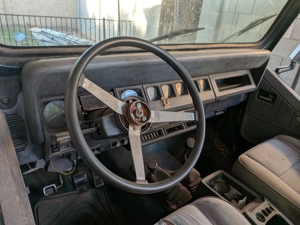 1995 Jeep YJ Wrangler - Image 5 of 10