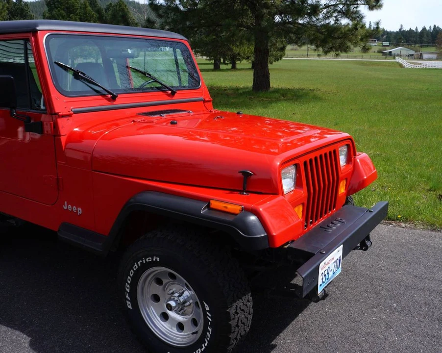 1995 Jeep YJ Wrangler - Image 7 of 24