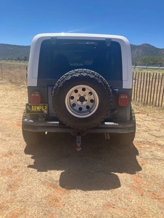 1995 Jeep YJ Wrangler - Image 2 of 5