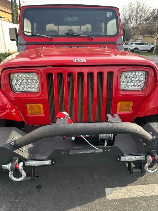 1995 Jeep YJ Wrangler - Image 2 of 3