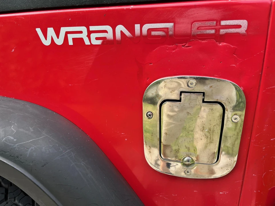 1995 Jeep YJ Wrangler - Image 24 of 31