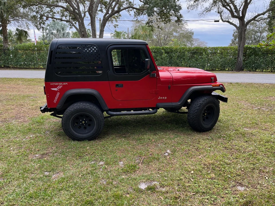 1995 Jeep YJ Wrangler - Image 13 of 31