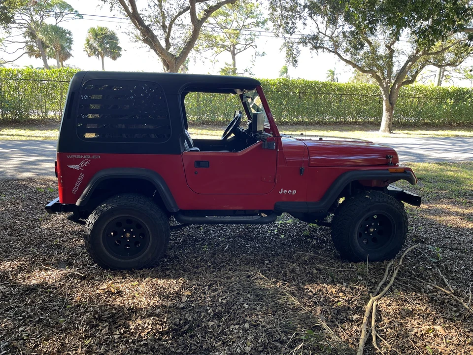 1995 Jeep YJ Wrangler - Image 9 of 31