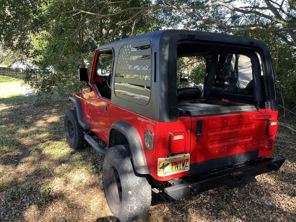 1995 Jeep YJ Wrangler - Image 6 of 31