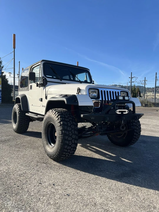 1995 Jeep YJ Wrangler - Image 16 of 31